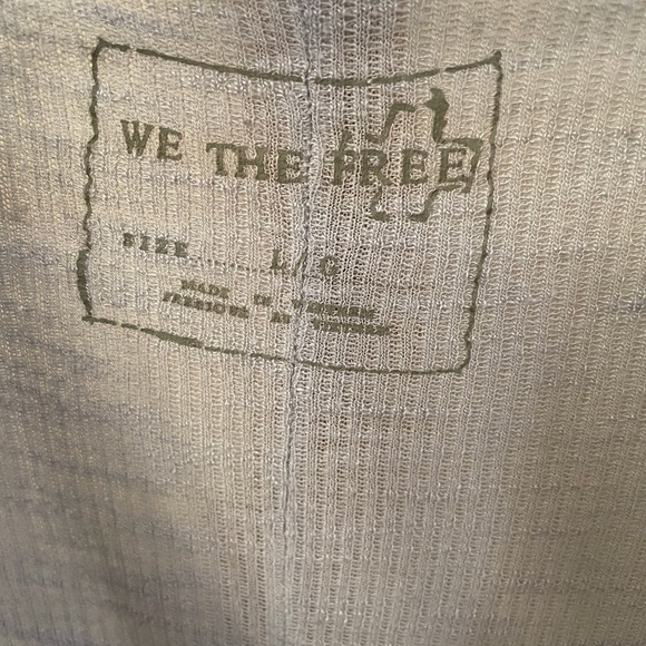 Free People powder blue top size large, fits more like a med. - Picture 3 of 4